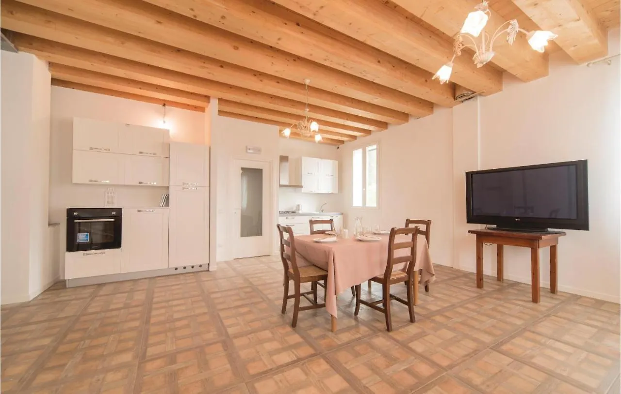 Amazing Apartment In Valnogaredo Pd With 3 Bedrooms, Wifi And Outdoor Swimming Pool Boccon